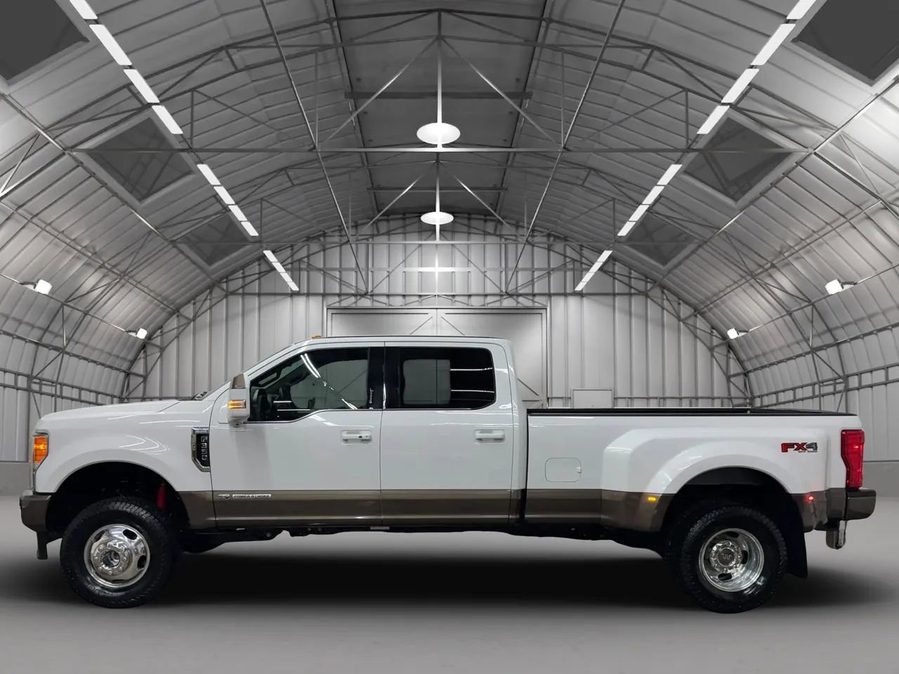 Used 2017 Ford F350 King Ranch w/ Chrome Package AWD/4WD image 2