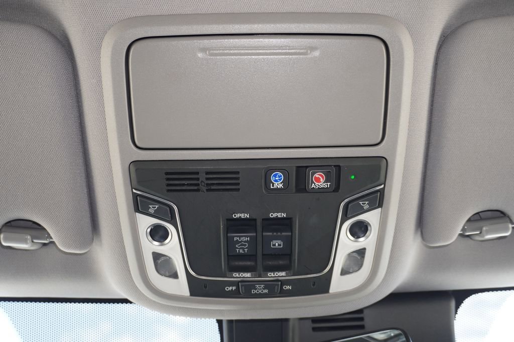 Used 2019 Honda Pilot Elite image 26