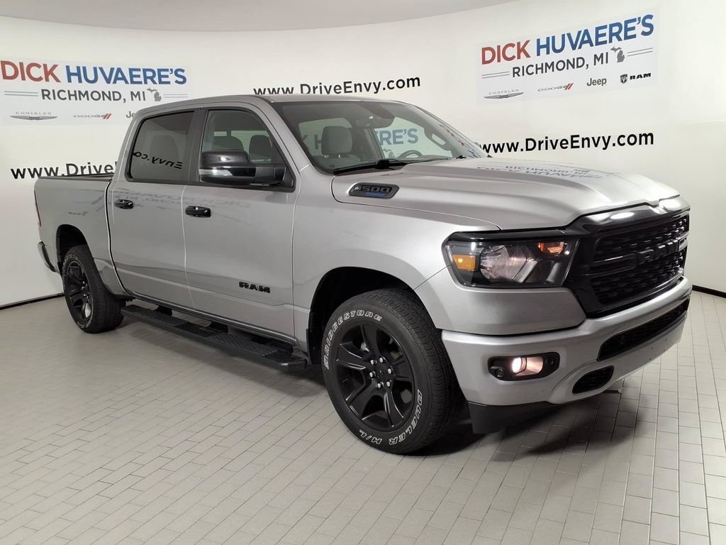 Used 2023 RAM 1500 Big Horn AWD/4WD image 3