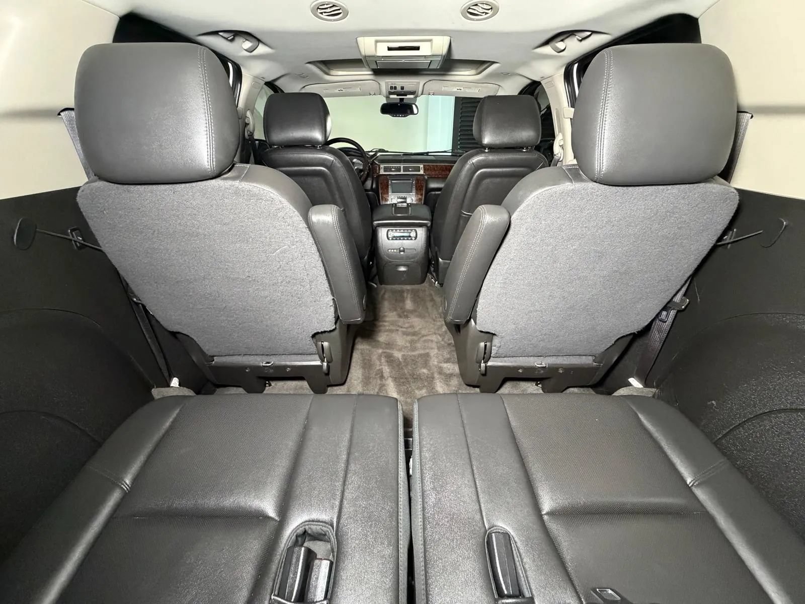 Used 2012 GMC Yukon XL Denali RWD image 17