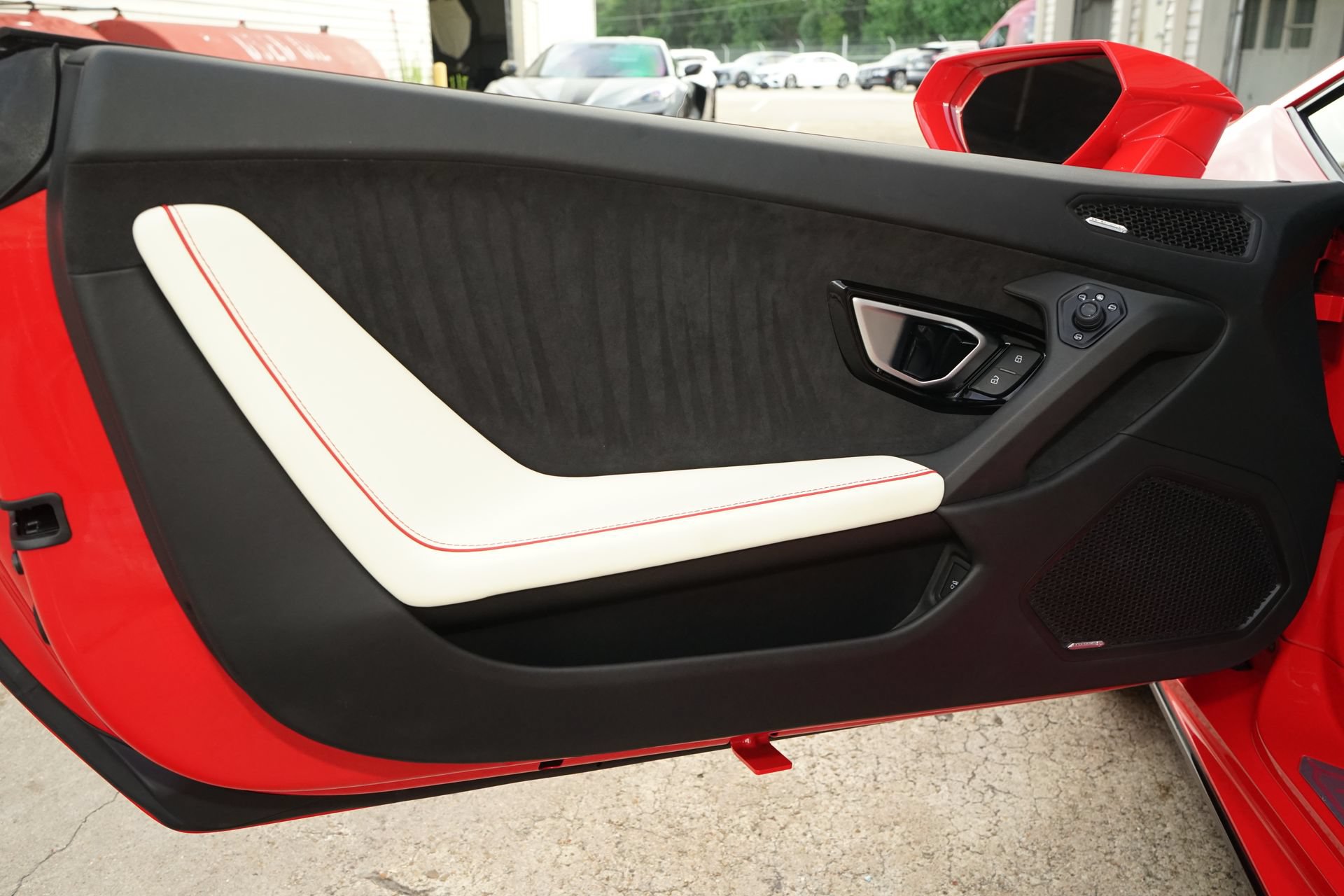 Used 2020 Lamborghini Huracan EVO AWD/4WD image 15