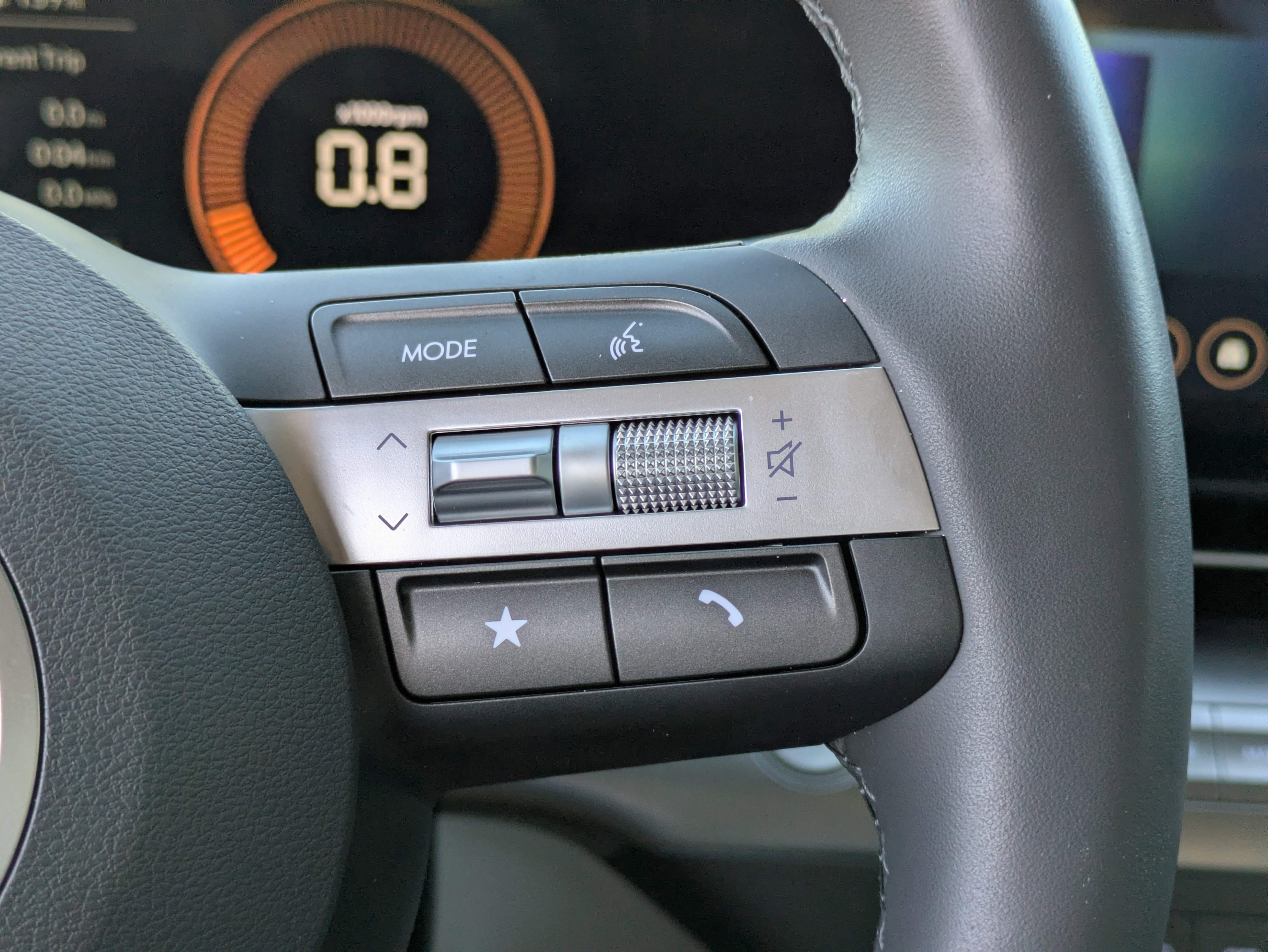 Used 2024 Hyundai Kona SEL image 24