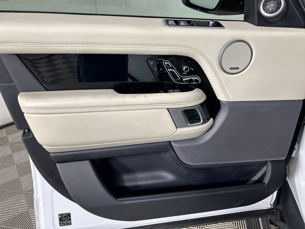 Used 2020 Land Rover Range Rover Long Wheelbase HSE AWD/4WD image 10