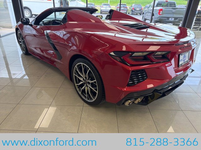 Used 2024 Chevrolet Corvette Stingray Convertible w/ 1LT RWD image 3