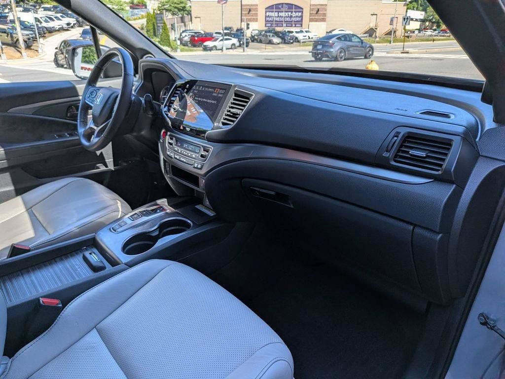 Used 2023 Honda Passport EX-L image 27