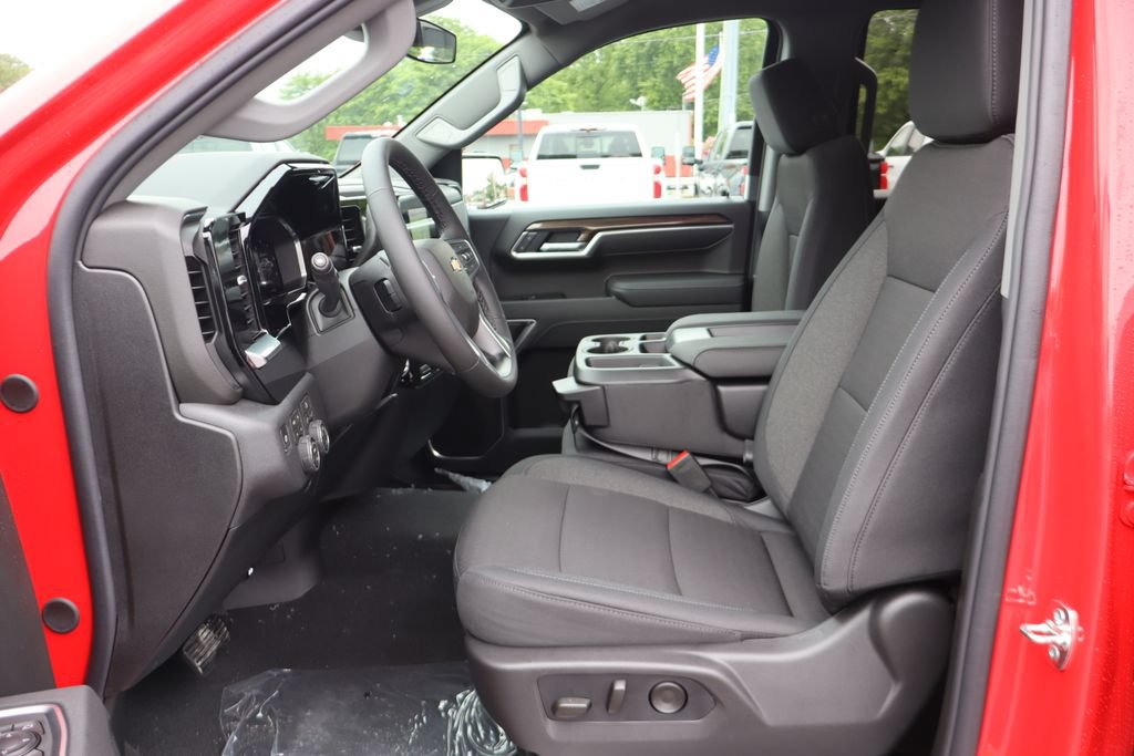 New 2026 Chevrolet Silverado 1500 LT w/ Z71 Off-Road Package AWD/4WD image 5