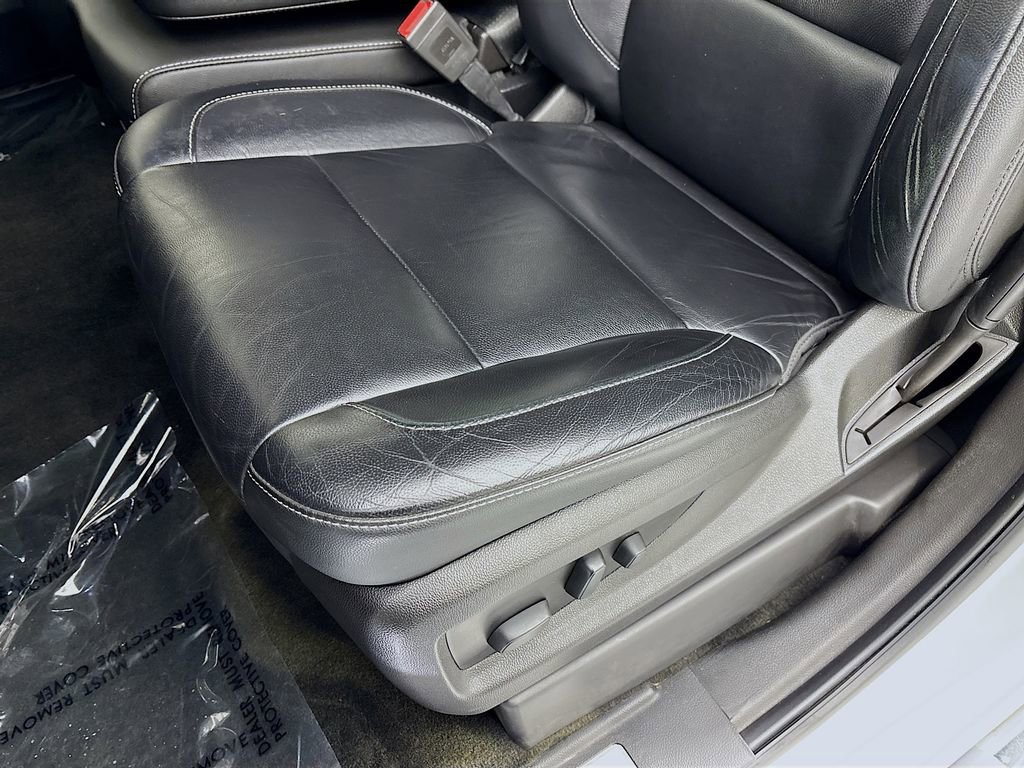 Used 2018 Chevrolet Silverado 1500 LTZ Z71 w/ Redline Edition AWD/4WD image 20