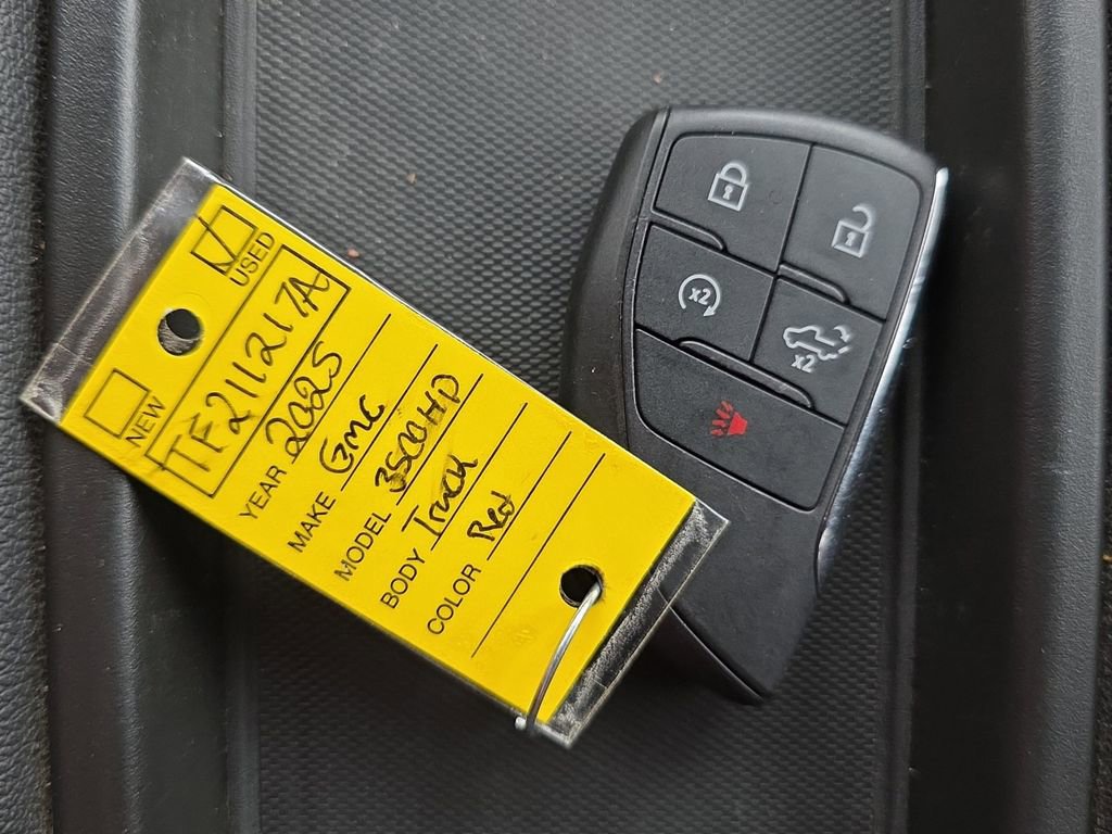 Used 2025 GMC Sierra 3500 SLT image 21