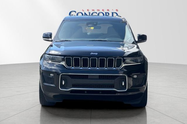 Used 2021 Jeep Grand Cherokee L Overland w/ Luxury Tech Group IV AWD/4WD image 9