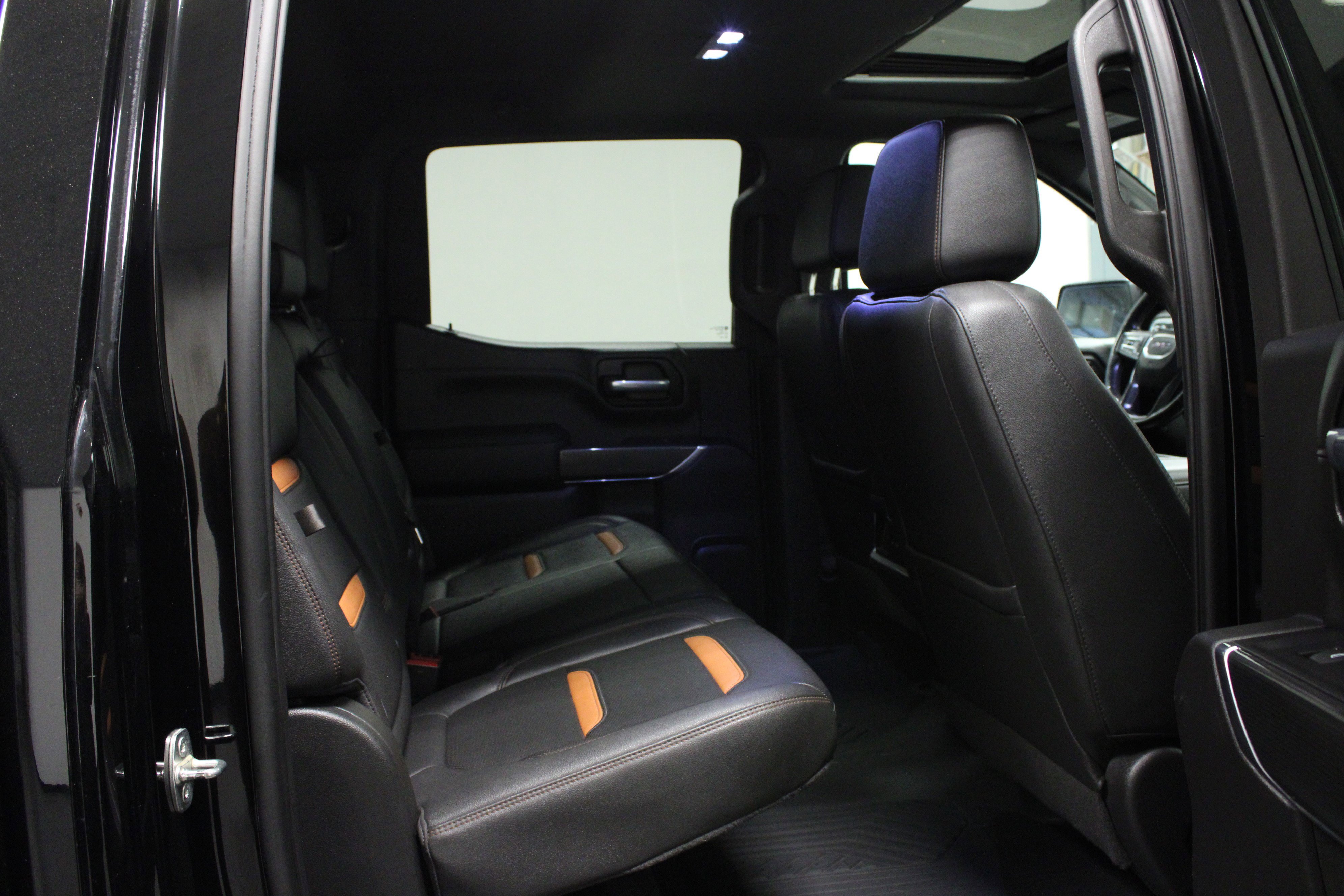 Used 2021 GMC Sierra 1500 AT4 w/ AT4 Premium Package image 15