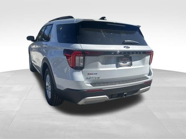 New 2026 Ford Explorer Active w/ Active Comfort Package RWD image 3