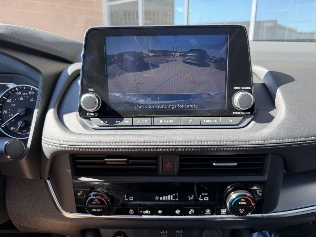 Used 2026 Nissan Rogue SV FWD image 22