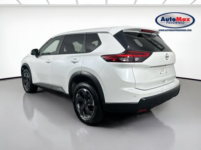 Used 2024 Nissan Rogue SV AWD/4WD image 5
