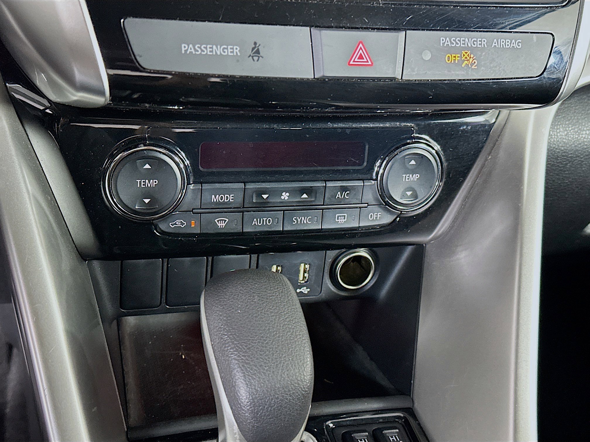 Used 2024 Mitsubishi Eclipse Cross SE image 24