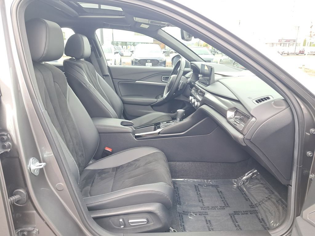 Used 2025 Acura Integra A-Spec image 18