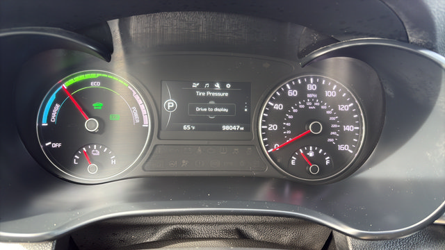 Used 2017 Kia Optima Premium FWD image 28