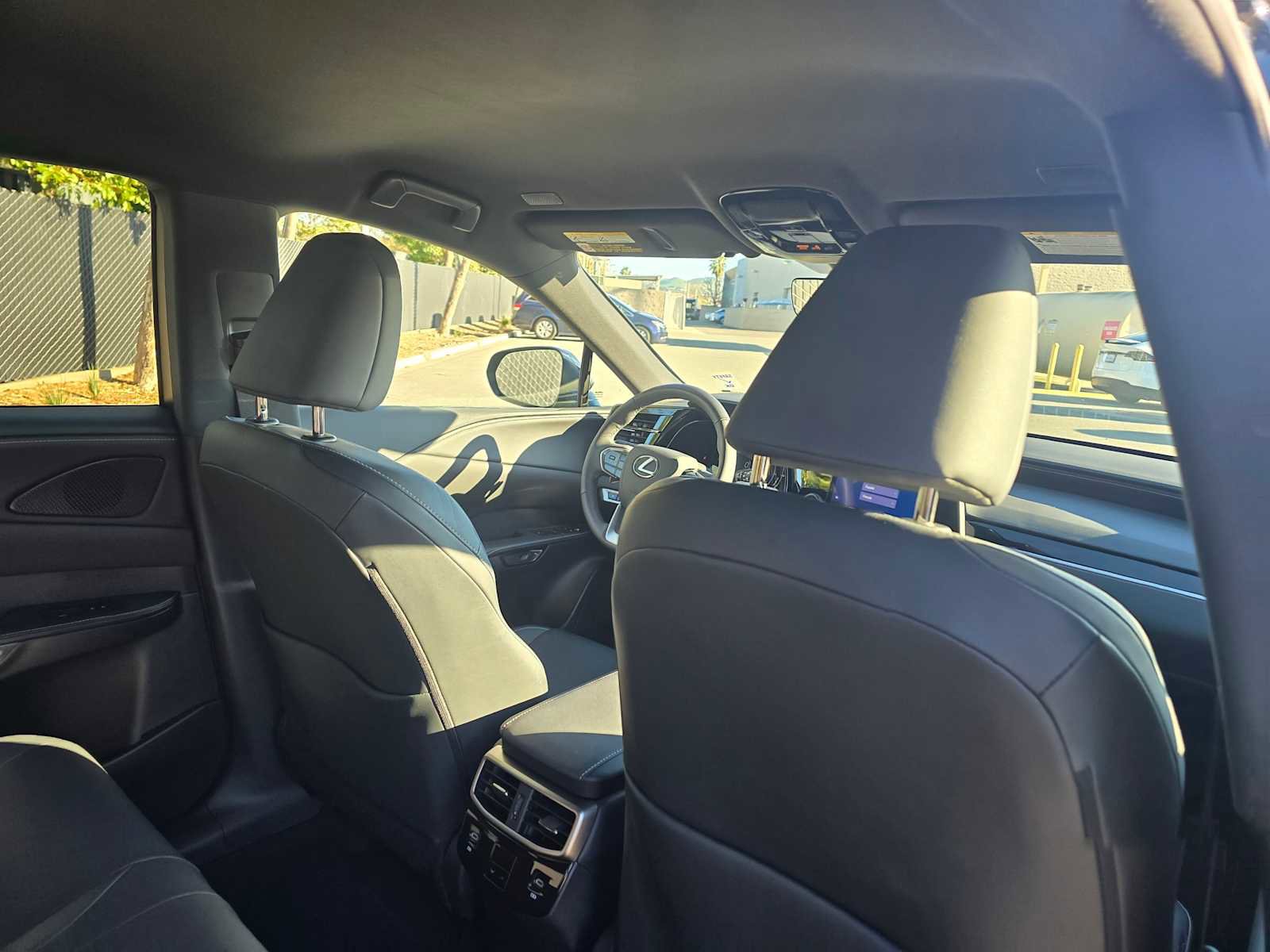 Used 2024 Lexus RX 350 FWD image 15