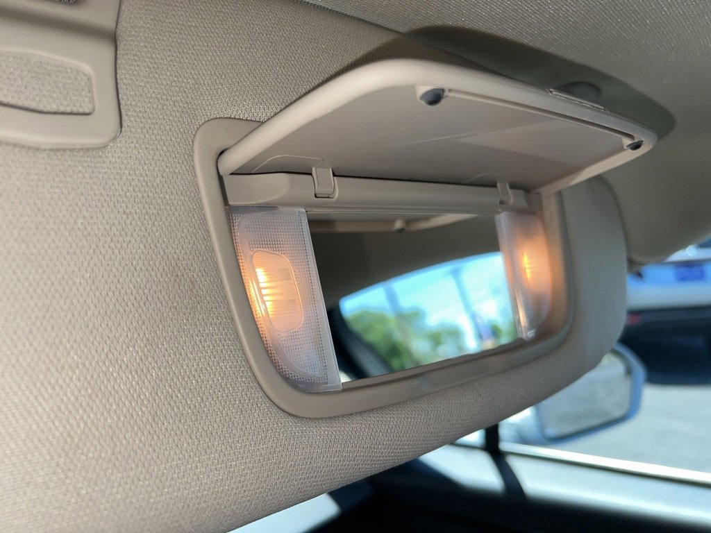 Used 2022 Lincoln Nautilus Reserve w/ Class II Trailer Tow Package image 25