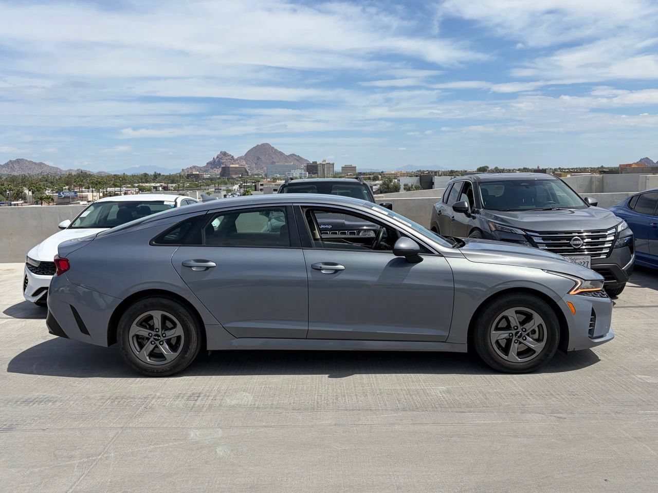 Used 2023 Kia K5 LXS FWD image 3