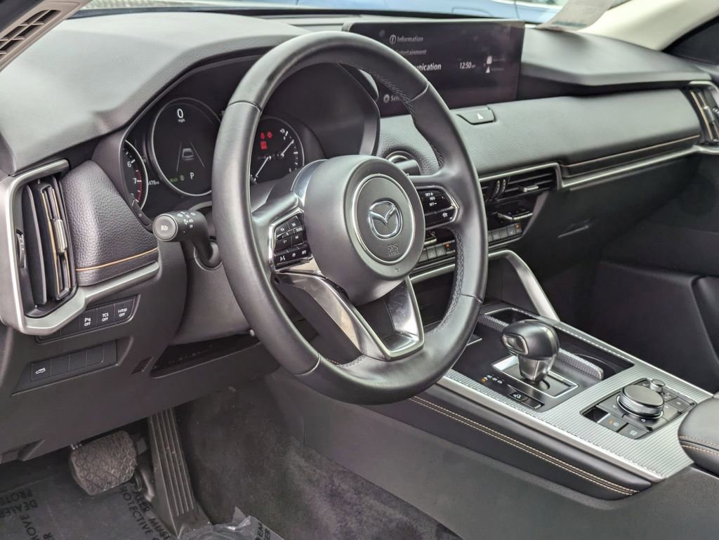 Used 2025 MAZDA CX-90 3.3 Turbo w/ Preferred Package image 14