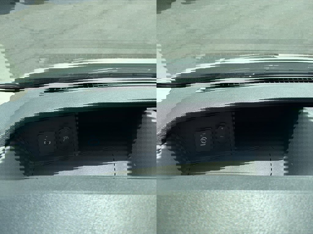 New 2025 Ford Transit 250 Low Roof image 11