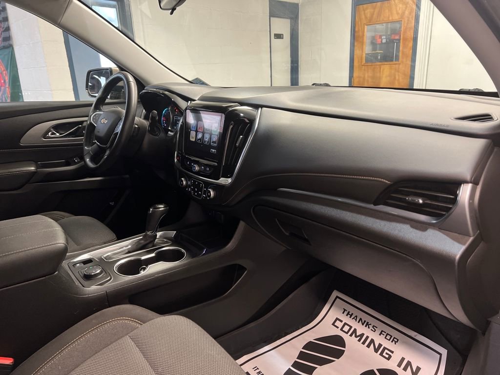 Used 2019 Chevrolet Traverse LT w/ LPO, Floor Liner Package image 41