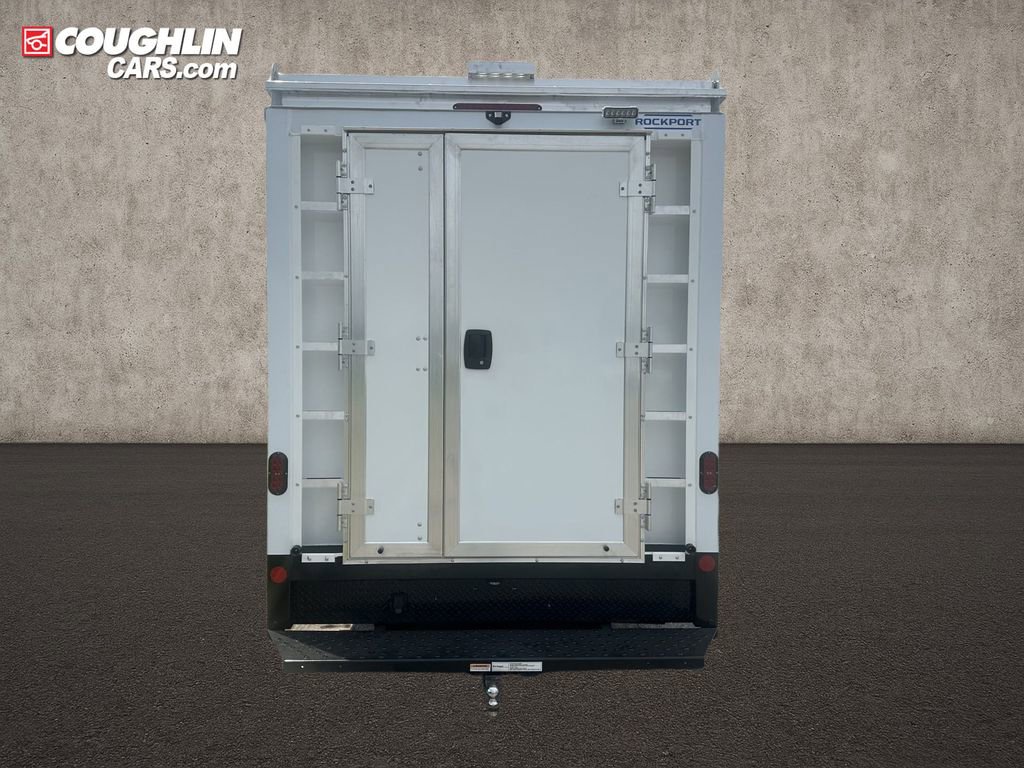 New 2025 Chevrolet Express 4500 4500 Series w/ Power Convenience Package image 4