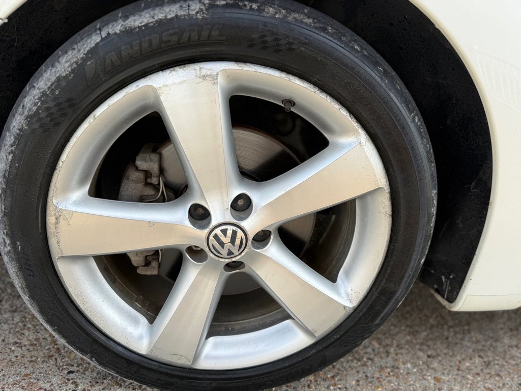 Used 2008 Volkswagen Beetle Triple White Edition image 18