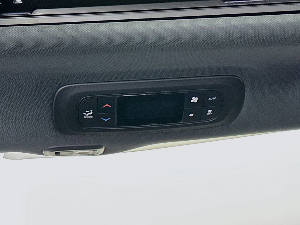 New 2026 Chrysler Pacifica Limited w/ S Appearance Package image 31