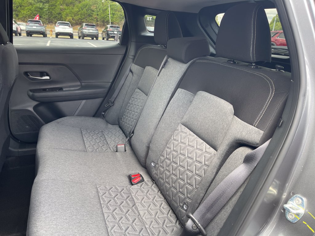 New 2027 Nissan Kicks SV AWD/4WD image 14