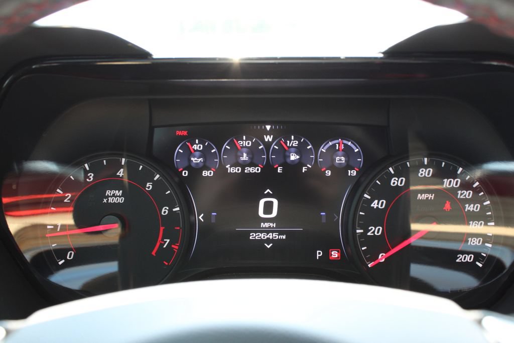 Used 2021 Chevrolet Camaro SS RWD image 10