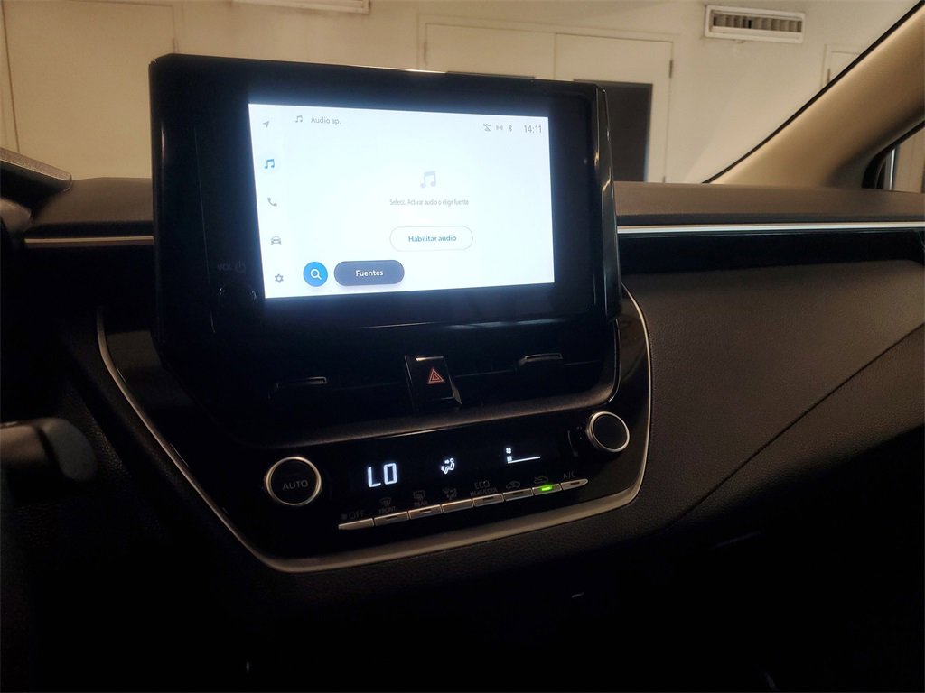 Used 2023 Toyota Corolla LE image 25