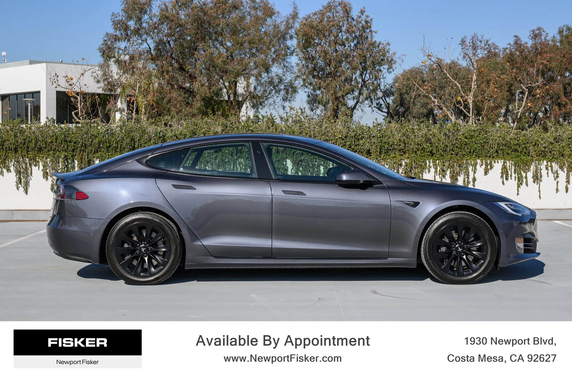 Used 2020 Tesla Model S Long Range Plus image 4