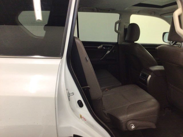 Used 2018 Lexus GX 460 Luxury AWD/4WD image 5