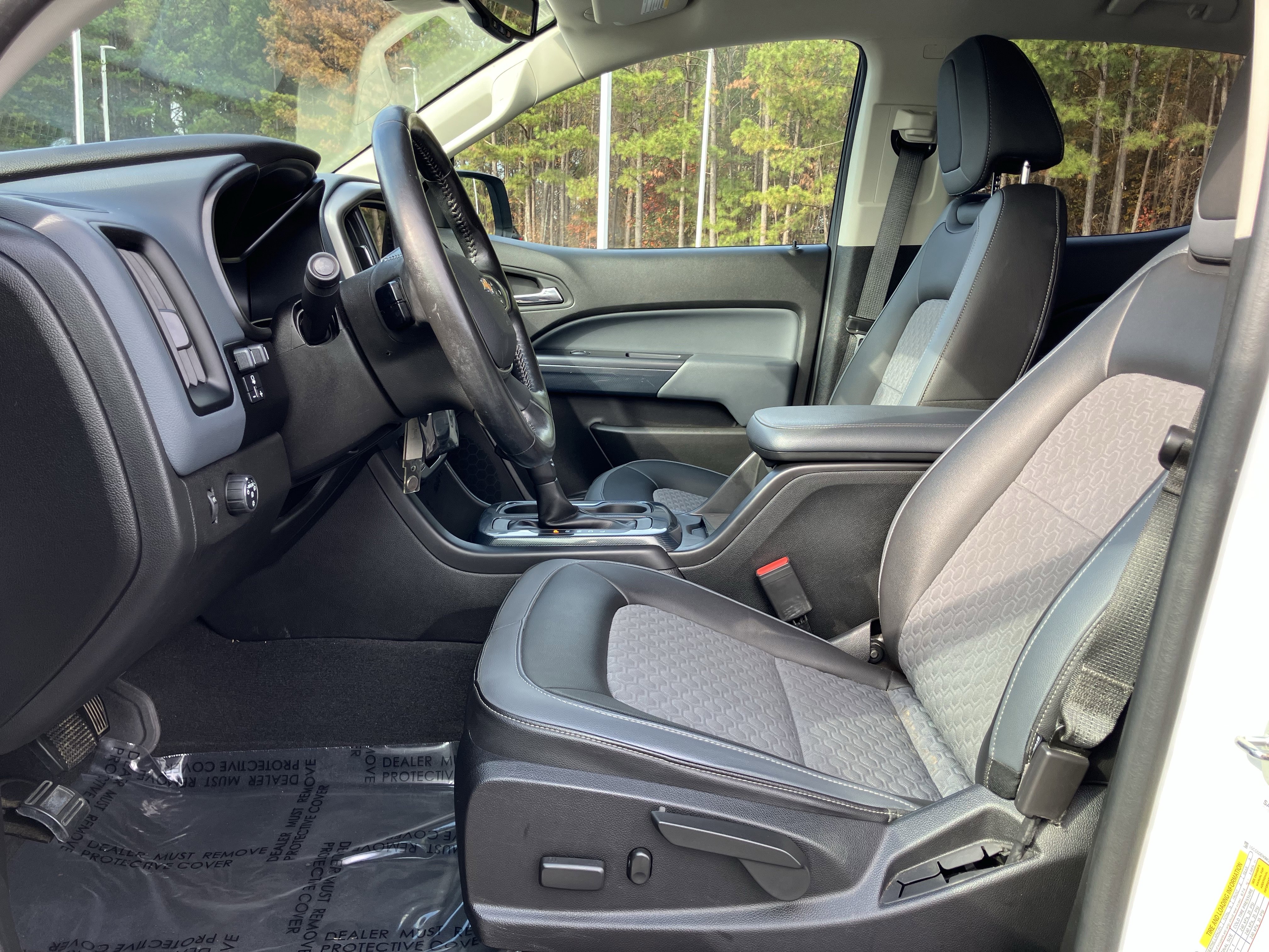 Used 2021 Chevrolet Colorado Z71 w/ Safety Package image 36