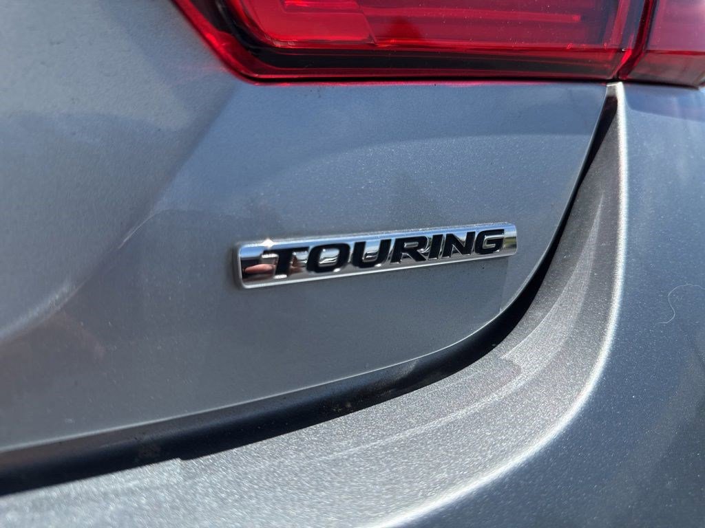 Used 2018 Honda Accord Touring image 5