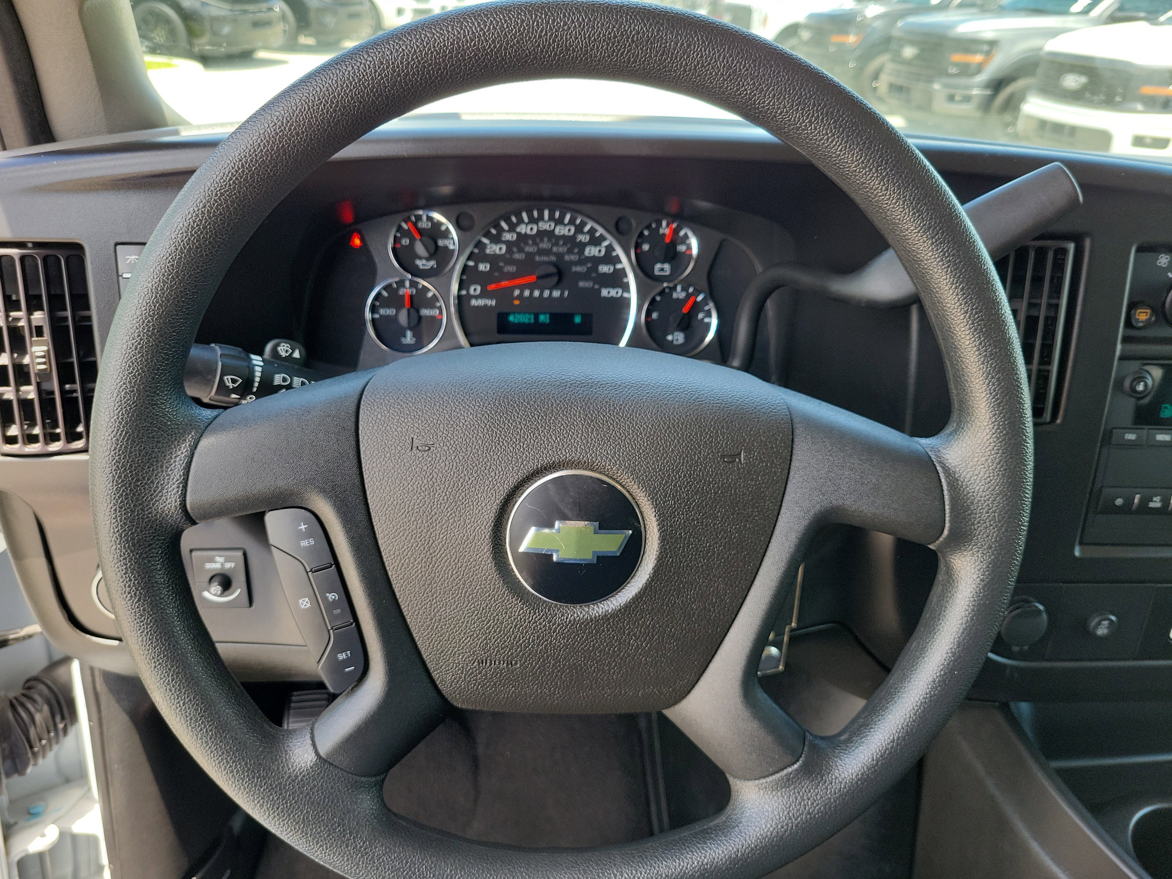 Used 2023 Chevrolet Express 3500 LT w/ LT Preferred Equipment Group RWD image 20