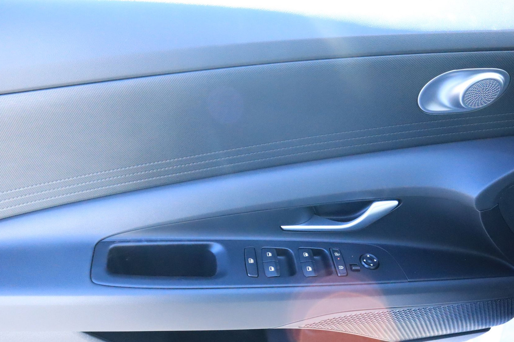 New 2026 Hyundai Elantra SE FWD image 19