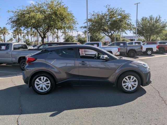 Used 2021 Toyota C-HR LE FWD video 4