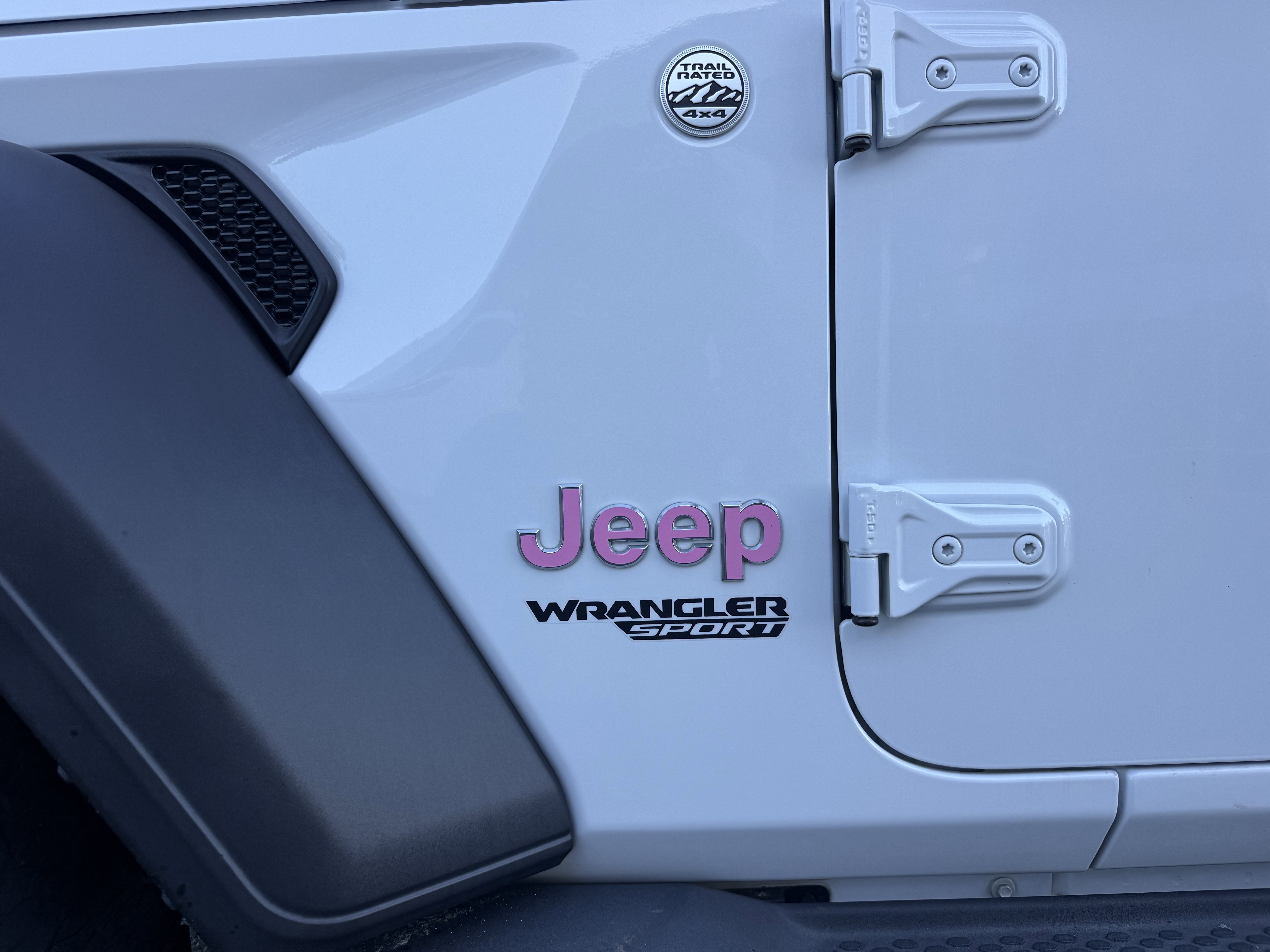 Used 2019 Jeep Wrangler Sport image 25