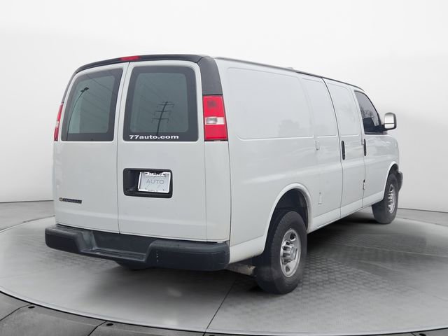 Used 2019 Chevrolet Express 2500 image 5