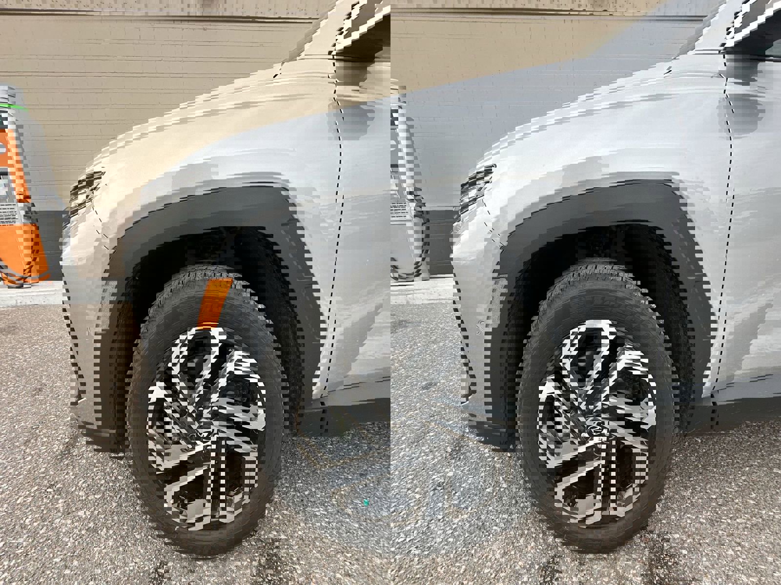 Used 2025 Hyundai Tucson Limited image 34