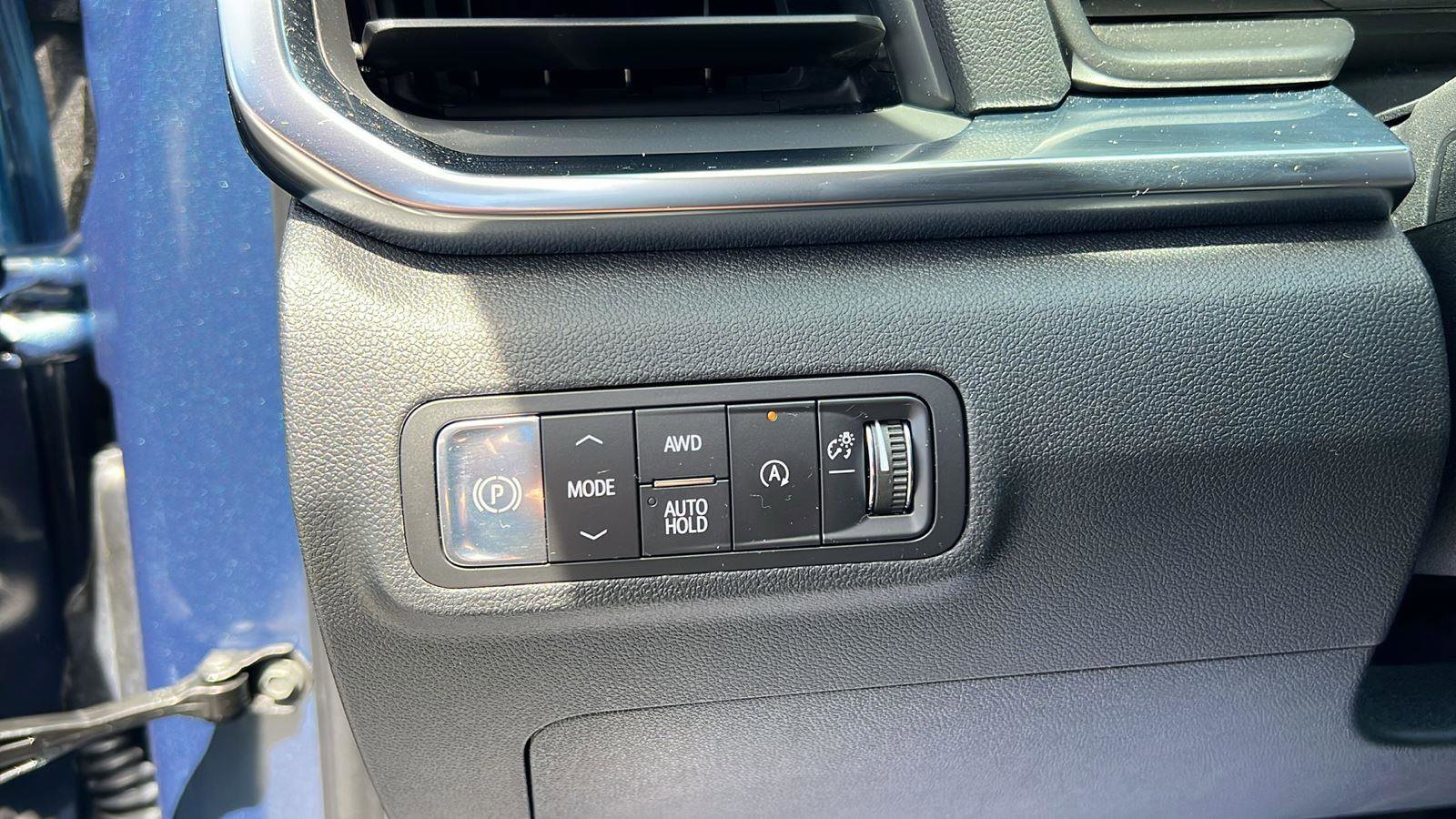 Used 2026 GMC Terrain Denali AWD/4WD image 25
