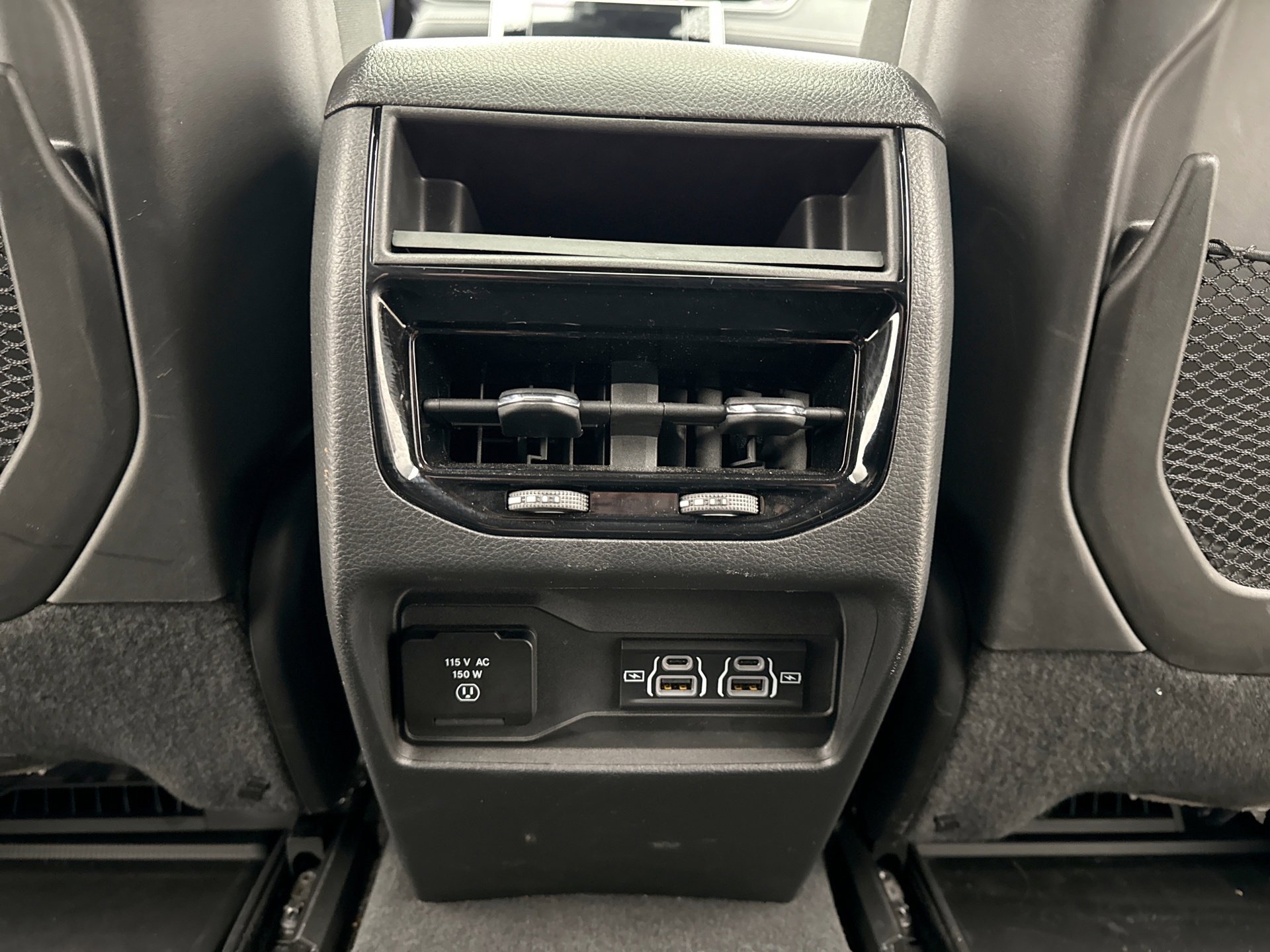 Used 2023 Jeep Grand Cherokee Altitude image 20