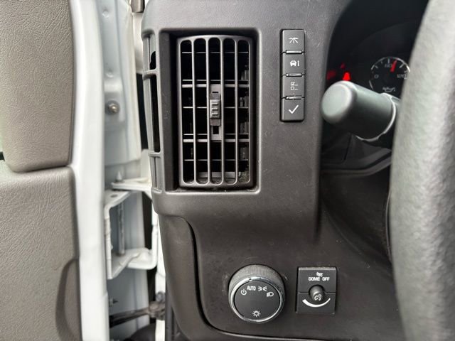 Used 2024 GMC Savana 2500 w/ Driver Convenience Package image 31
