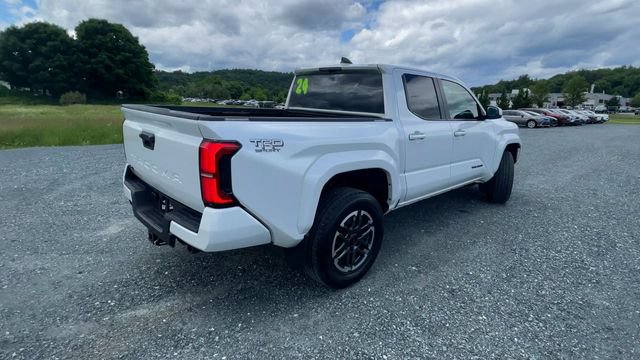 Certified 2024 Toyota Tacoma TRD Sport AWD/4WD image 8