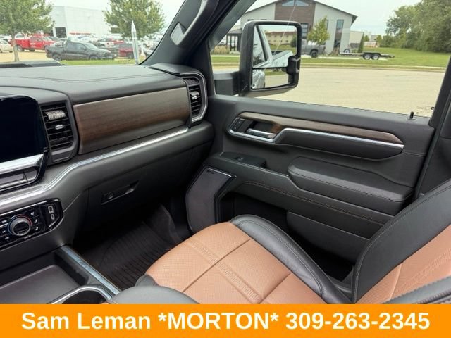 Used 2024 Chevrolet Silverado 3500 High Country w/ High Country Premium Package AWD/4WD image 39