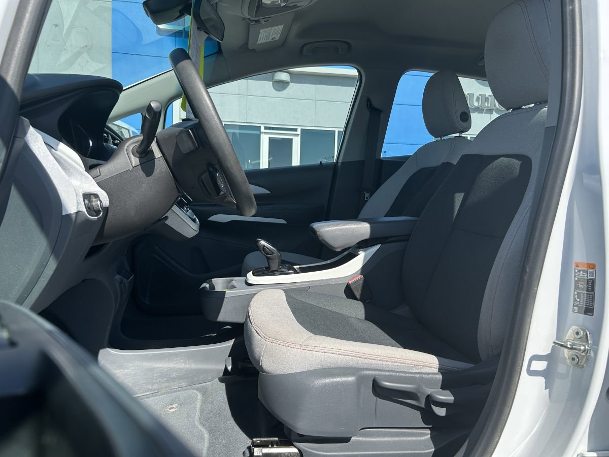 Used 2020 Chevrolet Bolt LT image 10