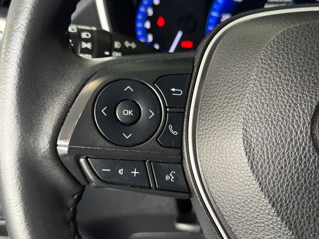 Certified 2022 Toyota Corolla Cross XLE w/ Convenience Package image 27