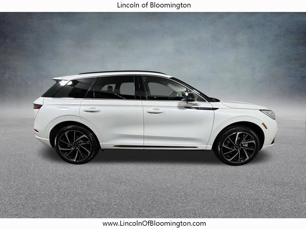 New 2025 Lincoln Corsair Grand Touring w/ Equipment Group 302A AWD/4WD image 8